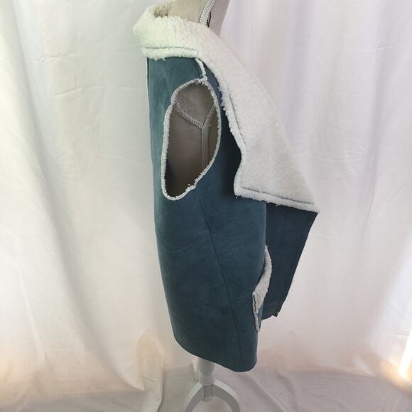 Naturals D&Co Faux Suede Sherpa Vest XS - Picture 4 of 16